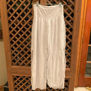 Italian Silk Blend Resort Vacation Beach wide leg Culottes Pants Medium
